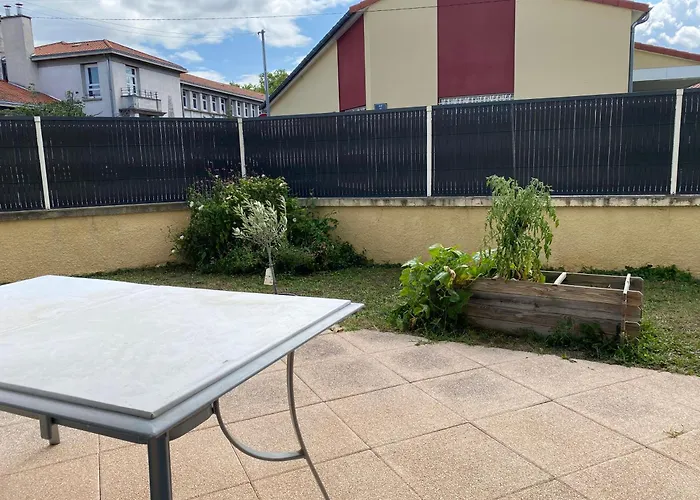 Appartement 2 Chambres Avec Terrasse